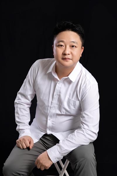 文旅景觀研究院  設計院長 黃杰
